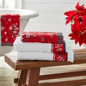 The Pioneer Woman Ditsy Dot 4-Piece Bath & Hand Towel Set NEW